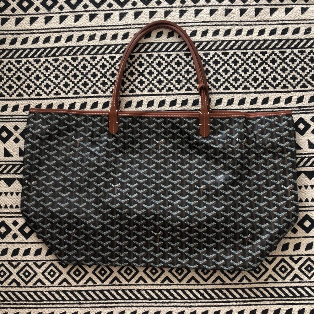 GM tote brand new never used! Perfect Rep.